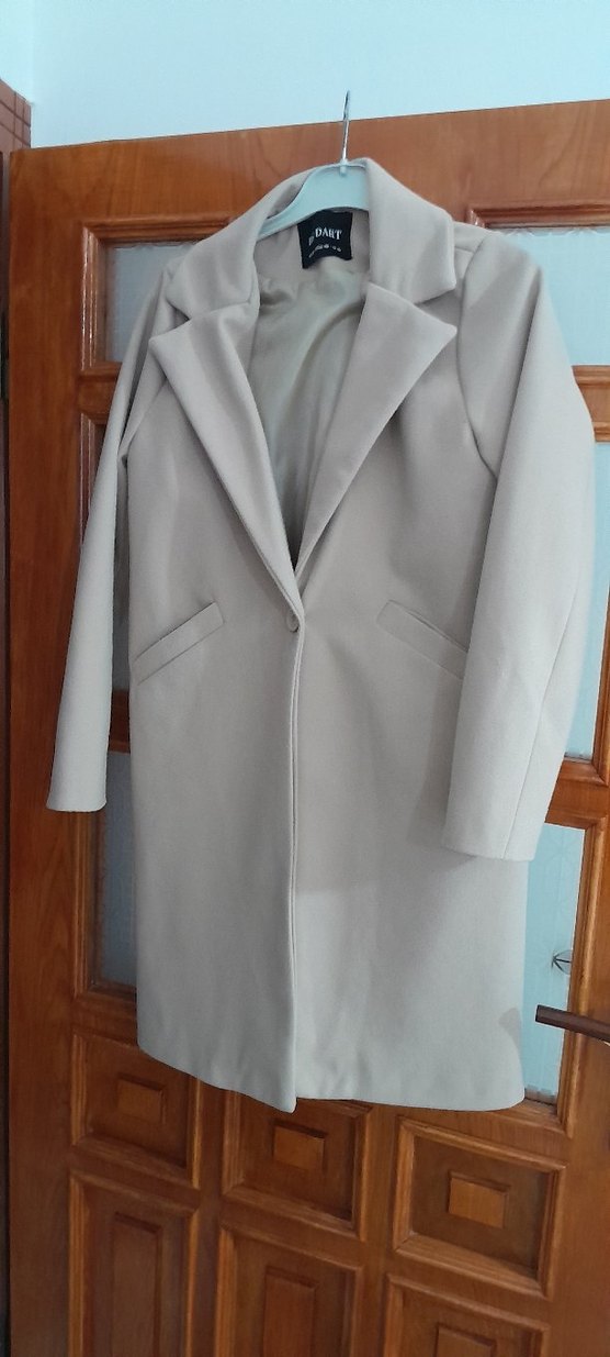 Bej Süet Kemerli Kısa Kadın Klasik Kaban - Görsel 3