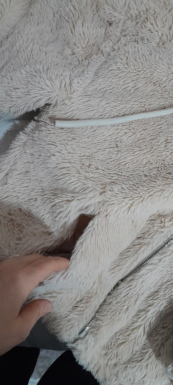 Kapüşonlu Bej Peluş Kadın mont - Görsel 4