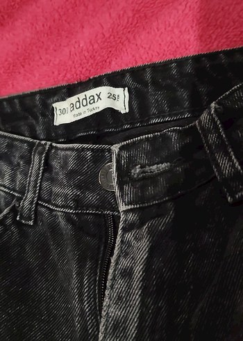 Siyah Kemer Detaylı Kadın Denim Jean - Görsel 2