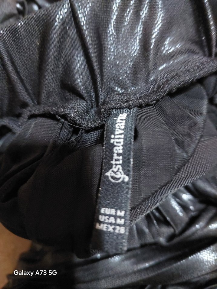 stradivarius Parlak Siyah Pilili Midi Etek - Görsel 4