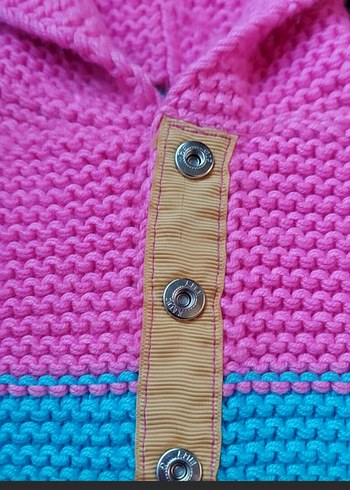 Renkli Kapüşonlu Örgü Kız Hırka - Görsel 4