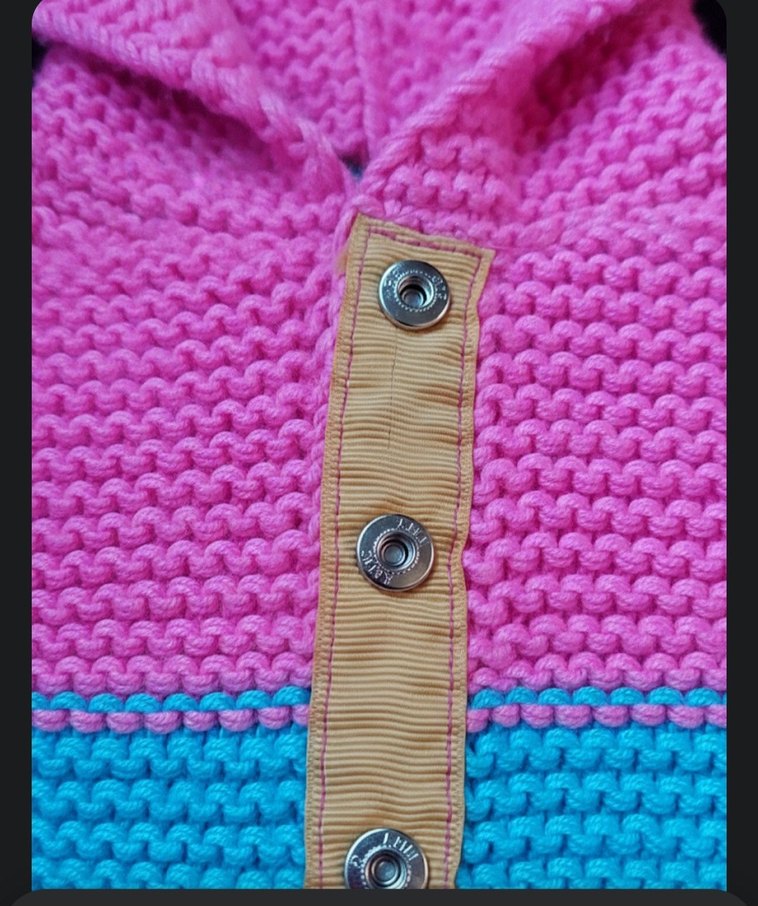 Renkli Kapüşonlu Örgü Kız Hırka - Görsel 4