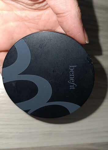 benefit pudra