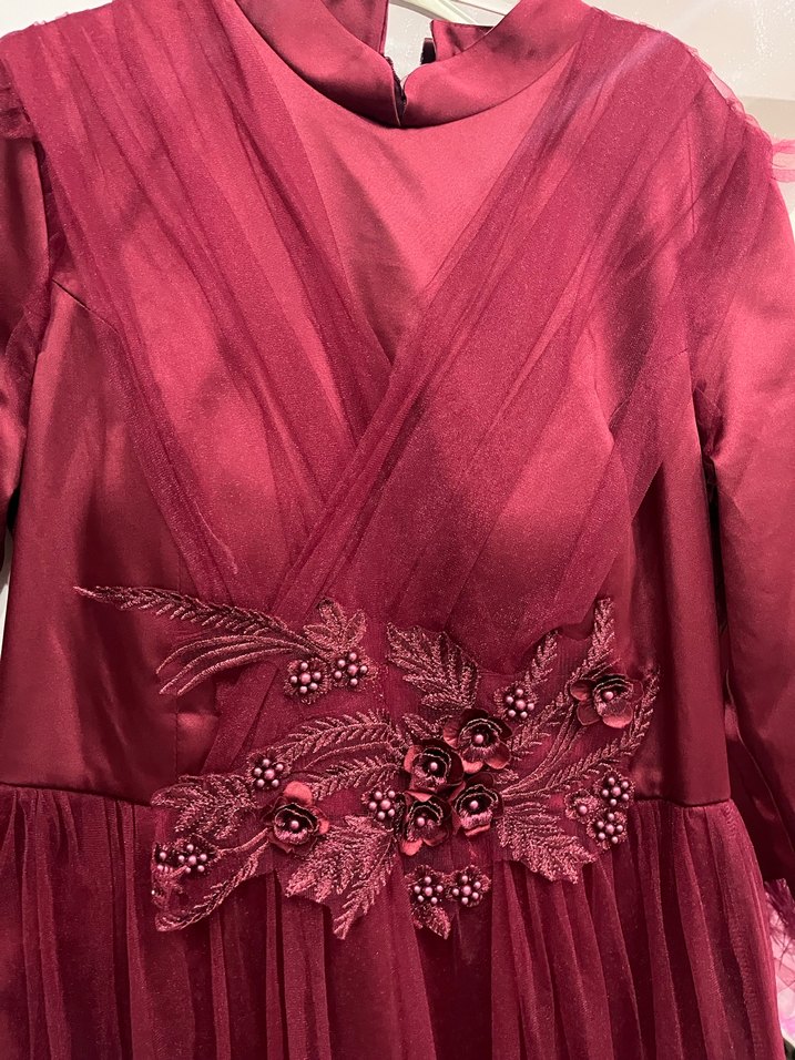 Bordo Uzun Kollu Nakışlı Kadın Abiye Elbise - Görsel 2