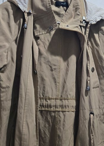 Bej Düğmeli Uzun Keten Trençkot - Görsel 5