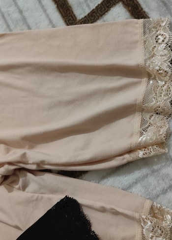 Dantel Detaylı Hamile Şortu - Siyah ve Bej - Görsel 3