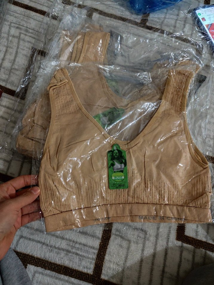 Siyah Düz Midi Spor Sütyeni - Görsel 4