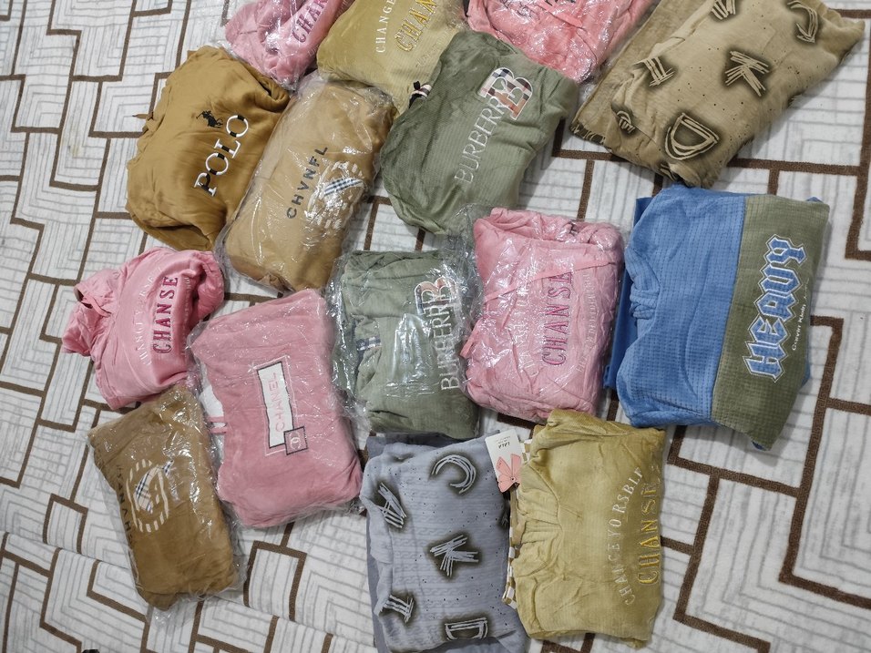 Kız Çocuk Çok Renkli Kapüşonlu eşofman takımları - Görsel 3