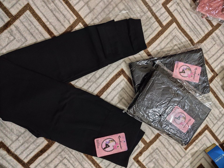 Siyah Elastik Kadın Tayt - Görsel 2