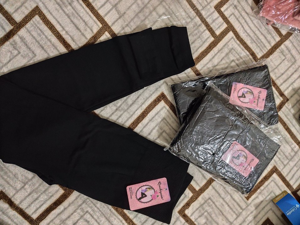 Siyah Elastik Kadın Tayt - Görsel 4