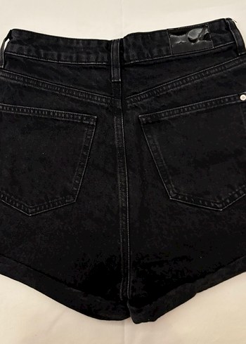 Düğmeli Siyah Mini Kot Şort - Görsel 3