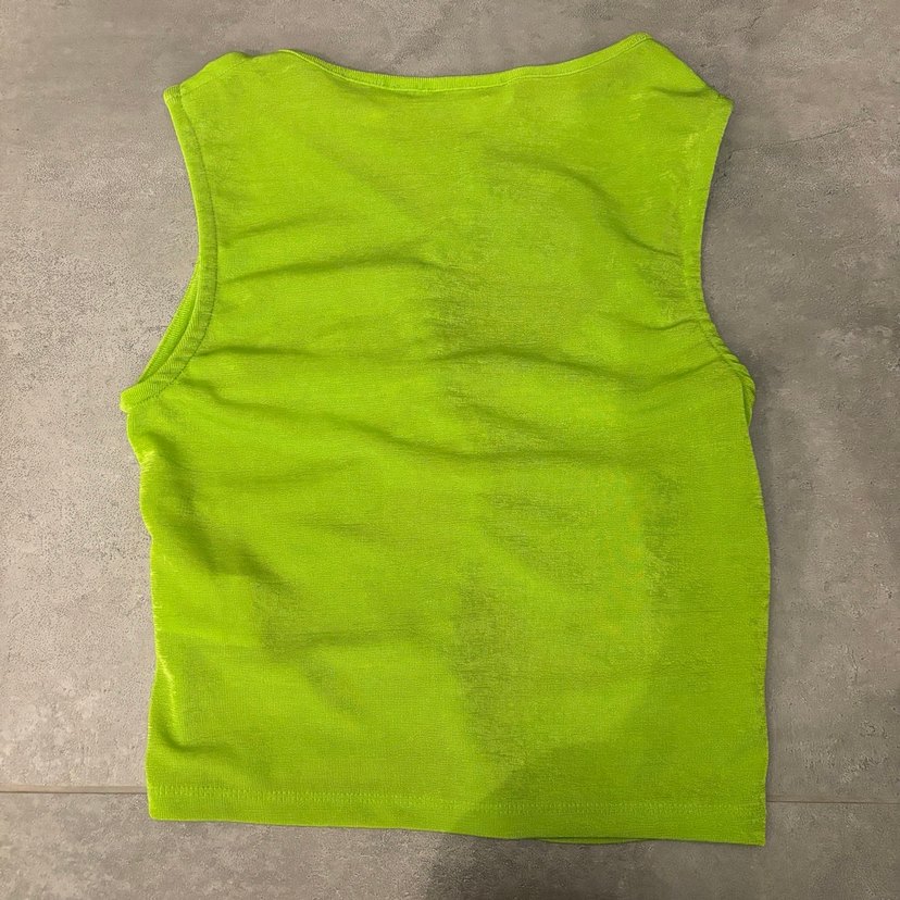 Dekolteli Yeşil Crop - Görsel 3