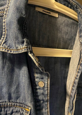 Düğmeli Mavi Denim Kadın Gömlek - Görsel 3