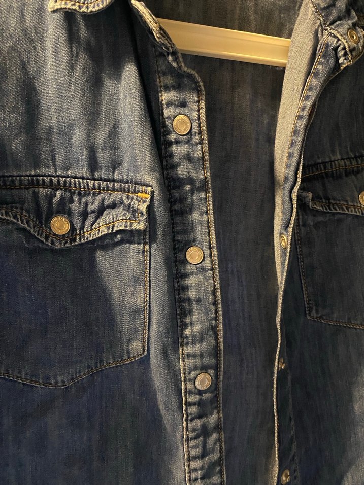 Düğmeli Mavi Denim Kadın Gömlek - Görsel 2