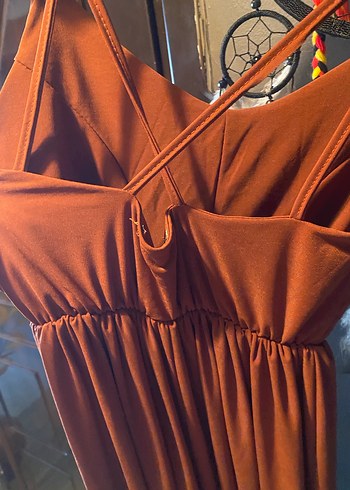 V Yaka Kahverengi Uzun Salaş Elbise - Görsel 6