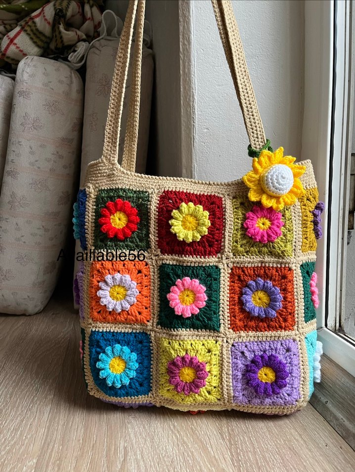 Renkli Çiçek Desenli Örgü Bohem Kadın Çantası - Görsel 2