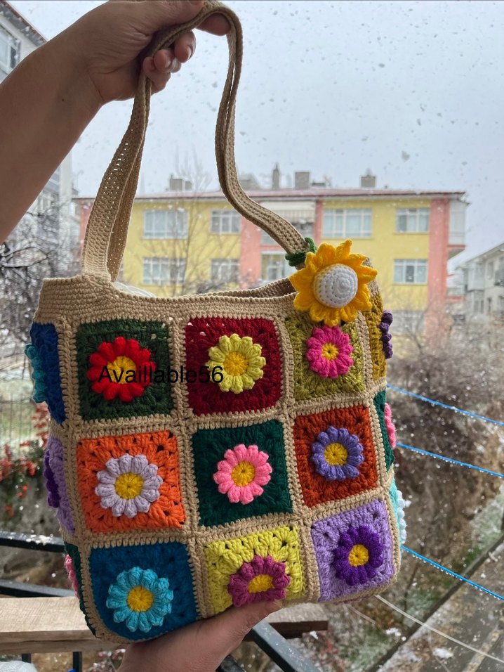 Renkli Çiçek Desenli Örgü Bohem Kadın Çantası - Görsel 3