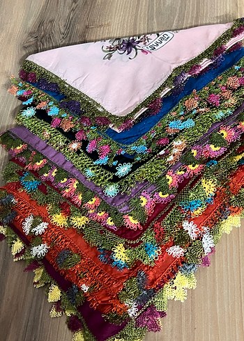 Renkli Dantel Detaylı Bohem Kadın başörtü tane ile satılmaktadır - Görsel 2