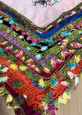 Renkli Dantel Detaylı Bohem Kadın başörtü tane ile satılmaktadır - Görsel 4