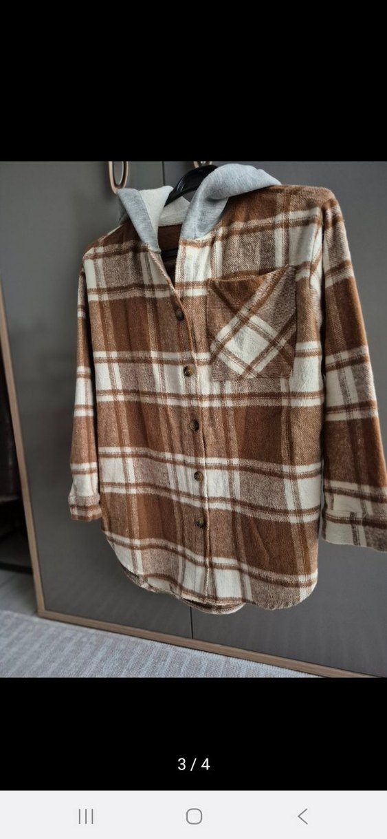 Kapüşonlu Düğmeli Kadın Gömlek - Görsel 4