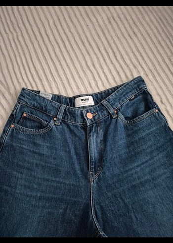 Kadın Lacivert Geniş Kesim Midi Kot Pantolon sıfır ürün - Görsel 3