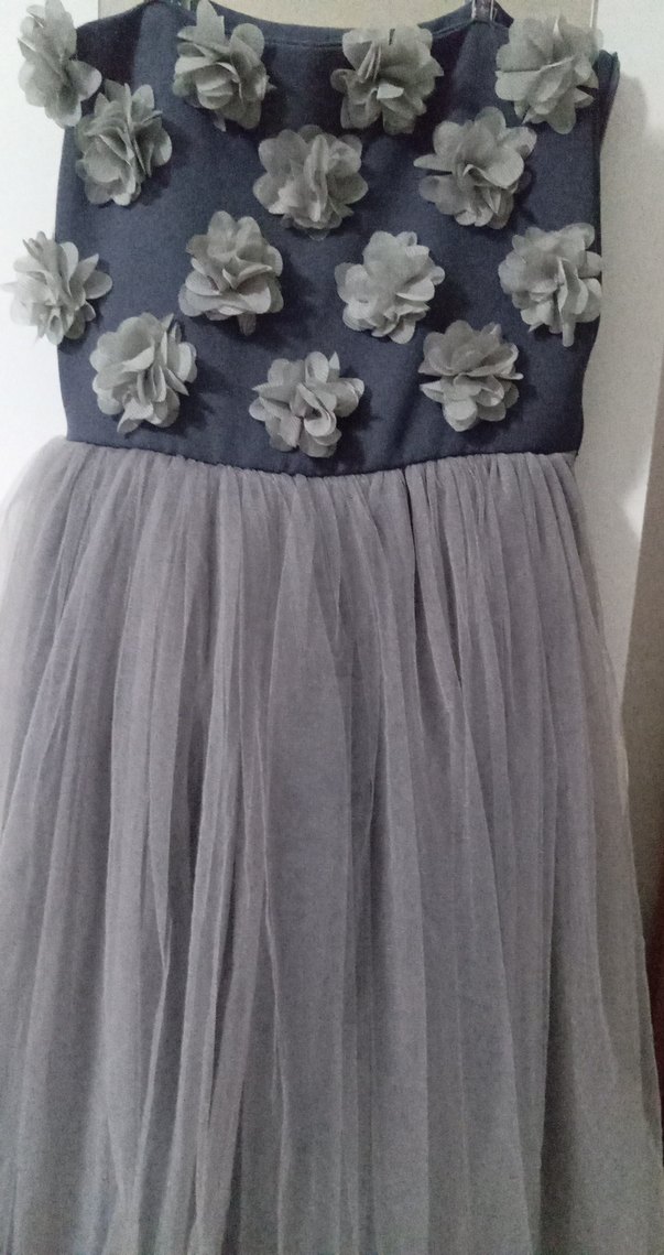 Gri Nakışlı Çiçekli Kız Çocuk Elbisesi - Görsel 4