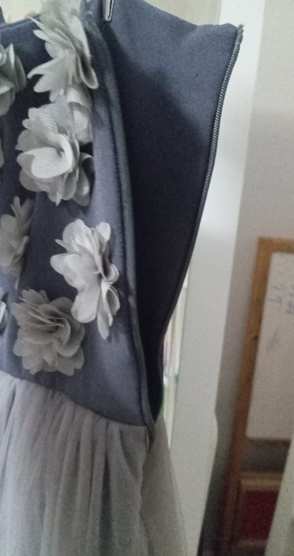 Gri Nakışlı Çiçekli Kız Çocuk Elbisesi - Görsel 5