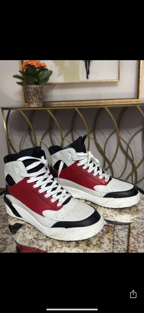 Kırmızı Renkli Bağcıklı bot - Görsel 2