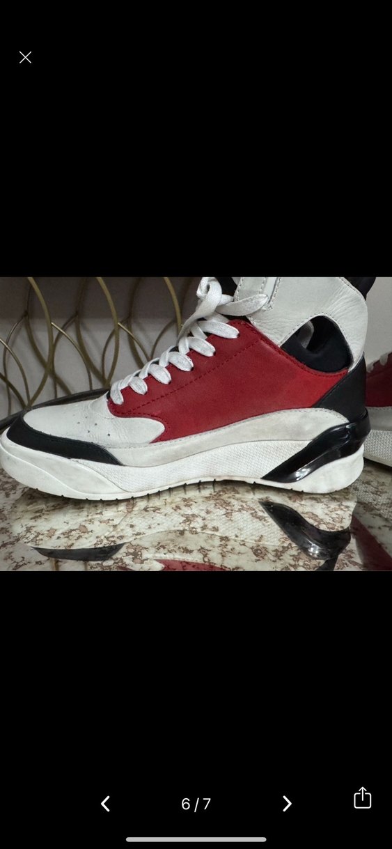 Kırmızı Renkli Bağcıklı bot - Görsel 4