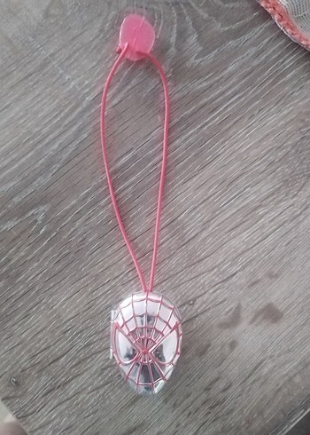 spiderman kolye