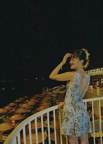 V Yaka Midi Fitted Transparan Kadın Kokteyl Elbisesi - Görsel 2