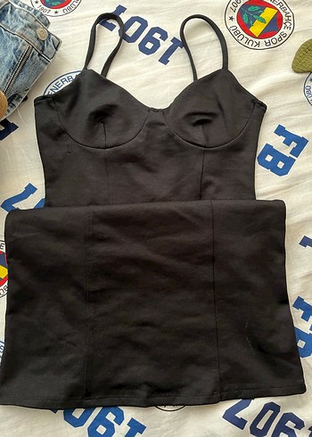 Siyah V Yaka İnce Askılı mini elbise - Görsel 3