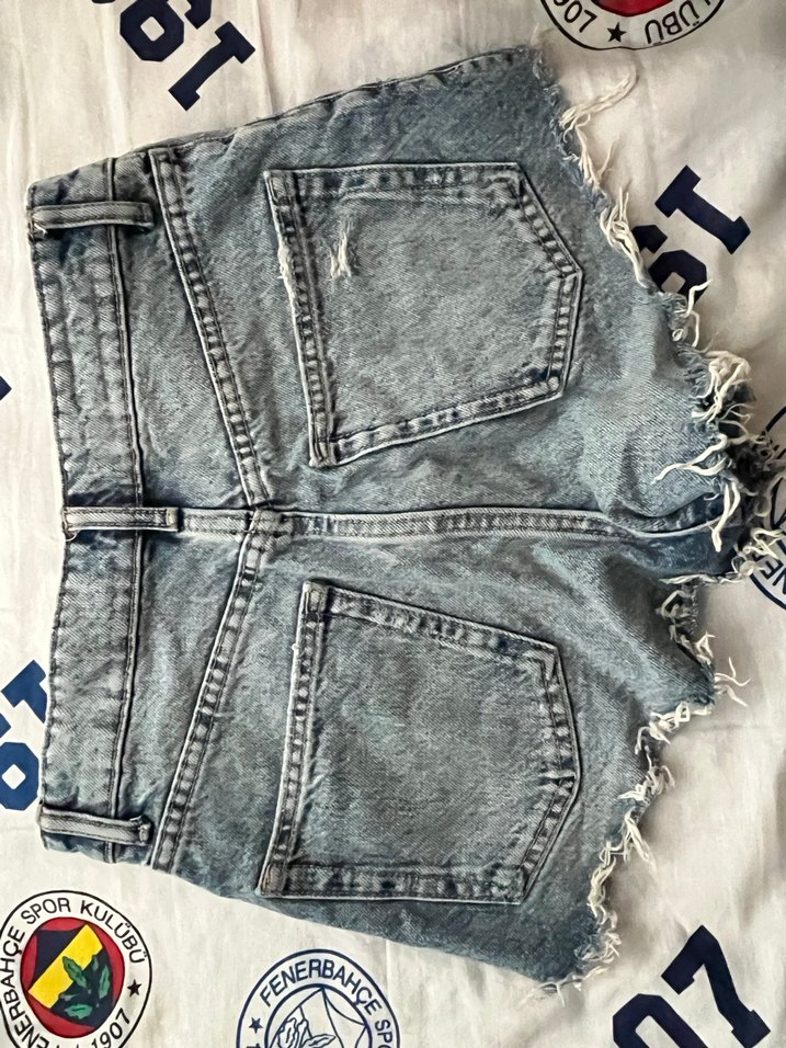 Düğmeli Bağlama Desenli Mini Kadın Kot Şort - Görsel 2