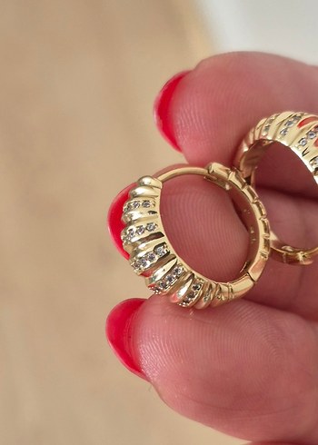 Xuping 14 K Altın Suyu Kaplama çelik küpe - Görsel 4