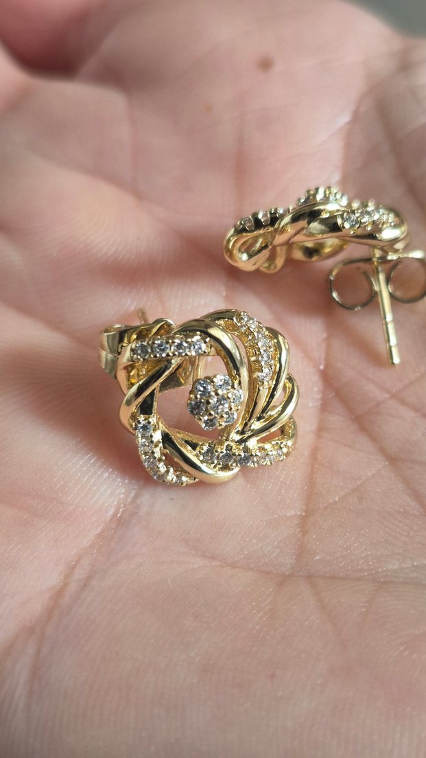 Xuping 14 K Altın Suyu Kaplama Çelik Küpe - Görsel 4