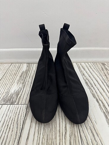 40 Beden siyah Renk Zara bot