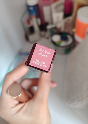  Beden Charlotte Tilbury Air Matte Lipstick - Pembe