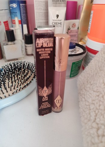 Charlotte Tilbury Air Matte Lipstick - Pembe
