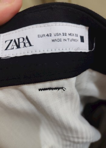 42 Beden siyah Renk zara pantolon