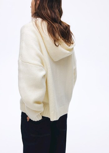 kapüşonlu ve fermuarlı triko üst - Görsel 3