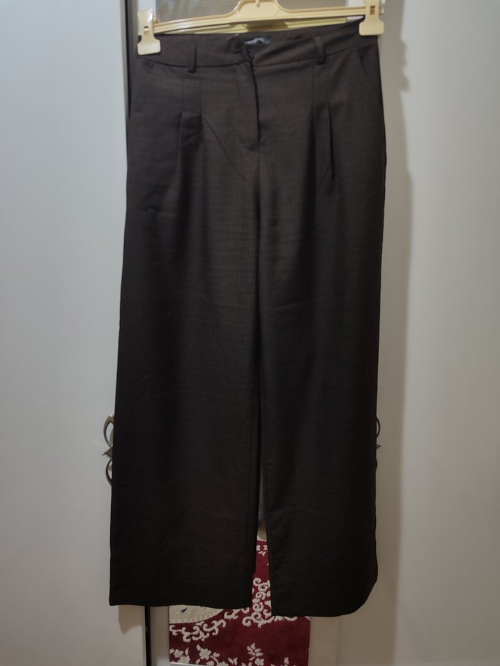 Kahverengi Kadın Pileli Kumaş Pantolon - Görsel 3