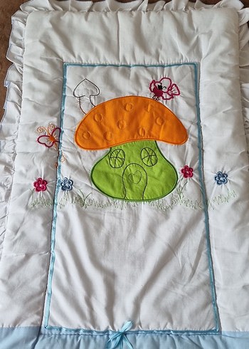 Renkli Nakışlı bebek altaçma örtüsü - Görsel 3