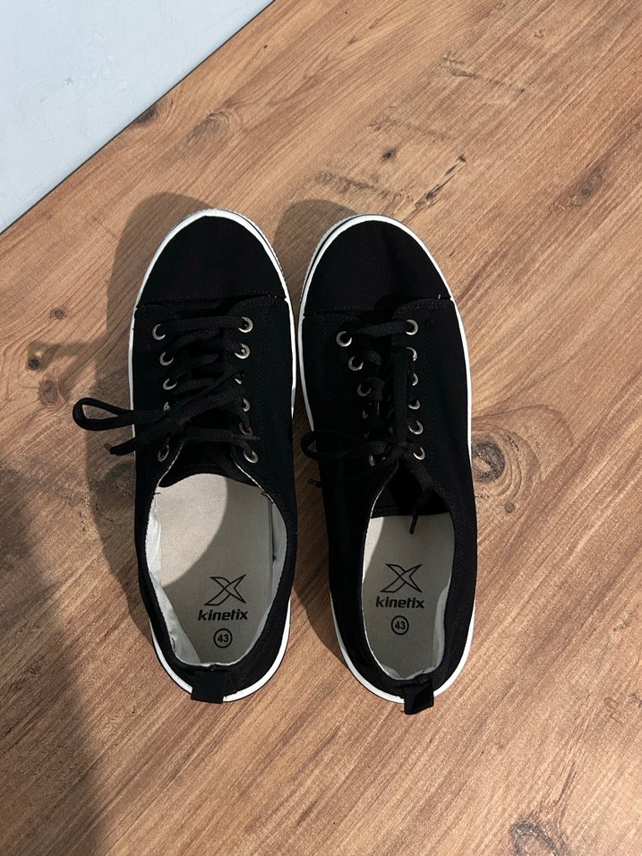 Yazlık spor ayakkabı - Görsel 3