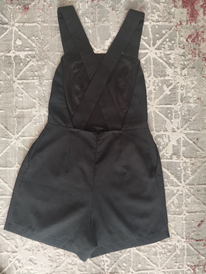 Siyah Kadın Askılı Kısa Tulum - Görsel 2