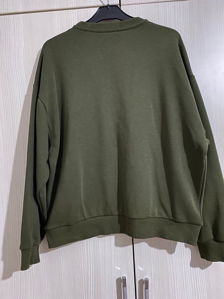 Leopar Desenli Yeşil Kadın Sweatshirt - Görsel 3