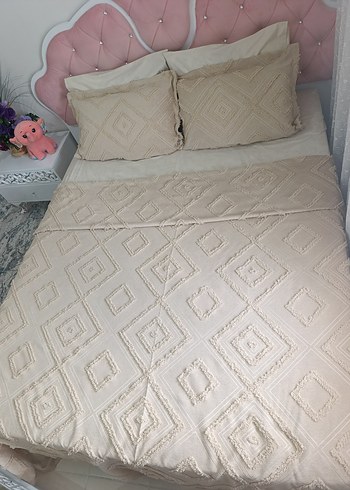 Beyaz Pastel Desensiz Yatak Örtüsü - Görsel 2