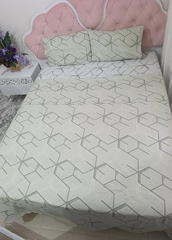 Beyaz Baskılı Yatak Örtüsü - Görsel 2