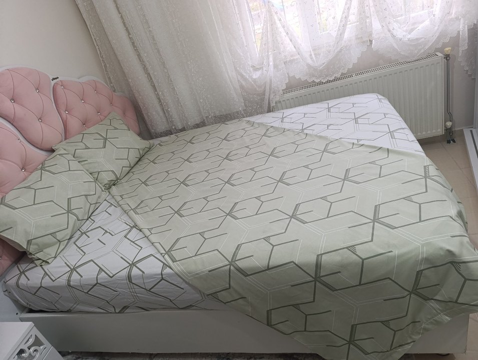 Beyaz Baskılı Yatak Örtüsü - Görsel 5