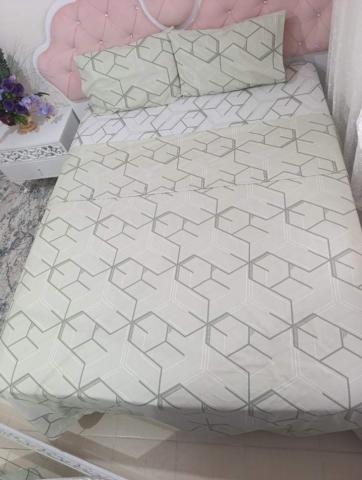Beyaz Baskılı Yatak Örtüsü - Görsel 4