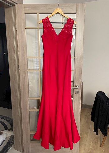 İPEKYOL Kırmızı V Yaka Uzun Abiye Elbise - Görsel 2